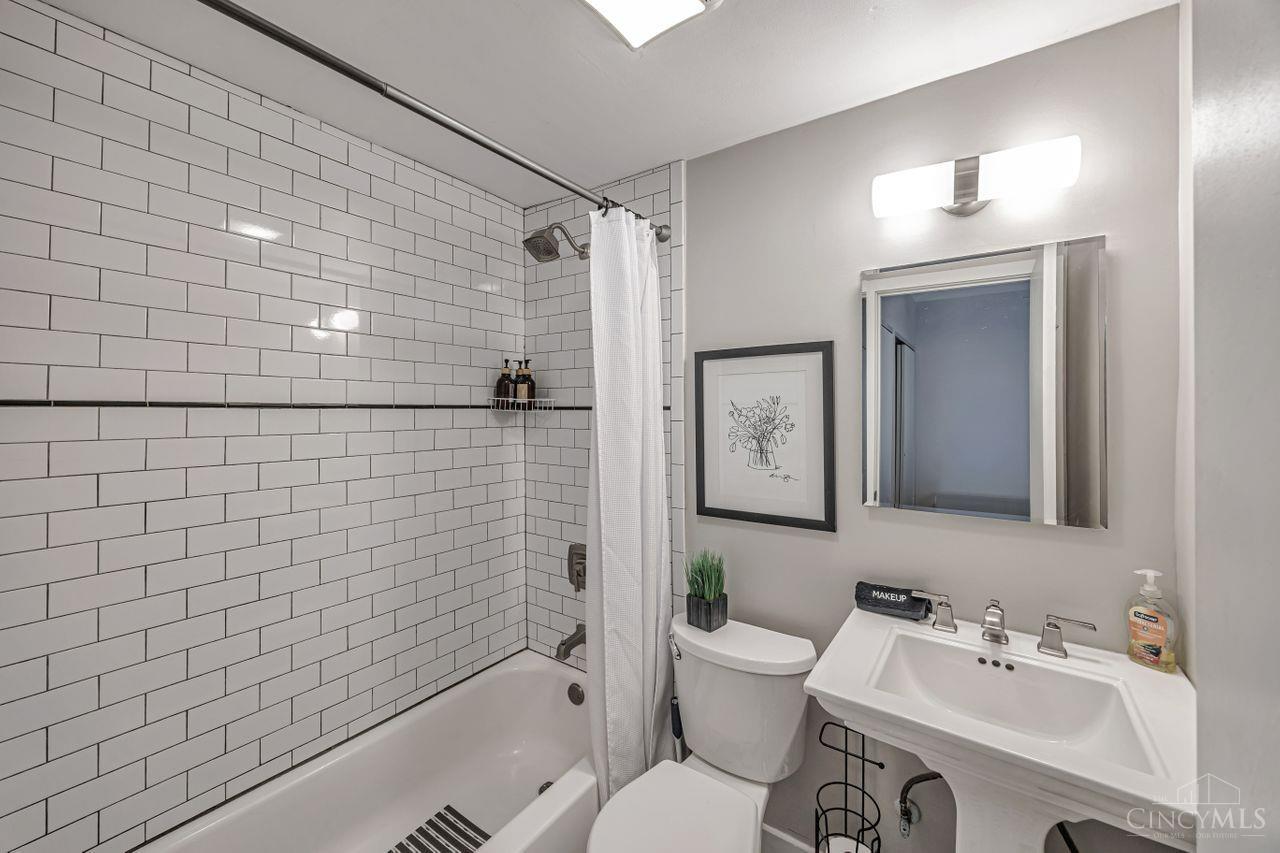 121 Green Street, Cincinnati, OH, 45202 — photo 38
