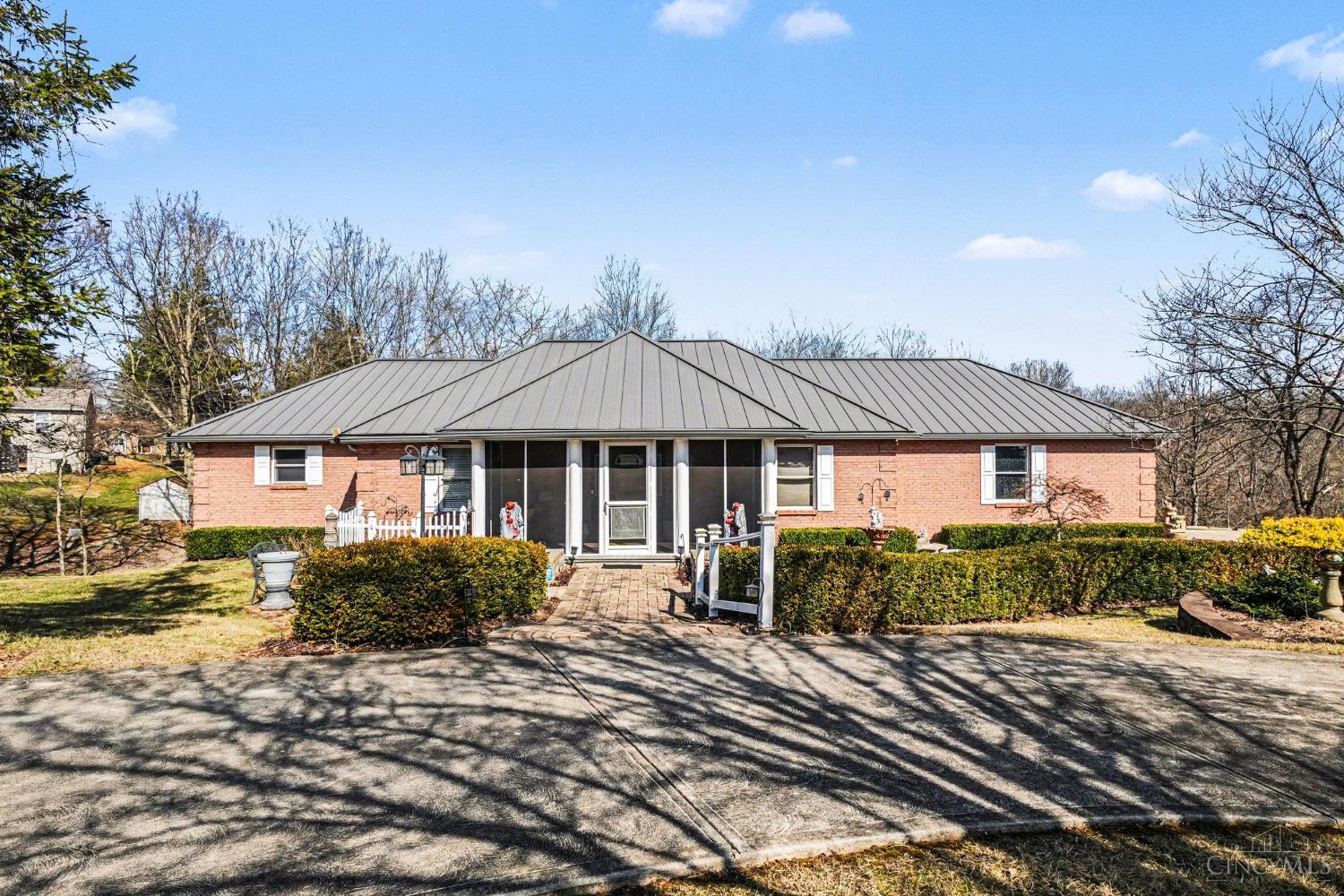 20902 Ridgecliff Court, Lawrenceburg, IN, 47025 — photo 3