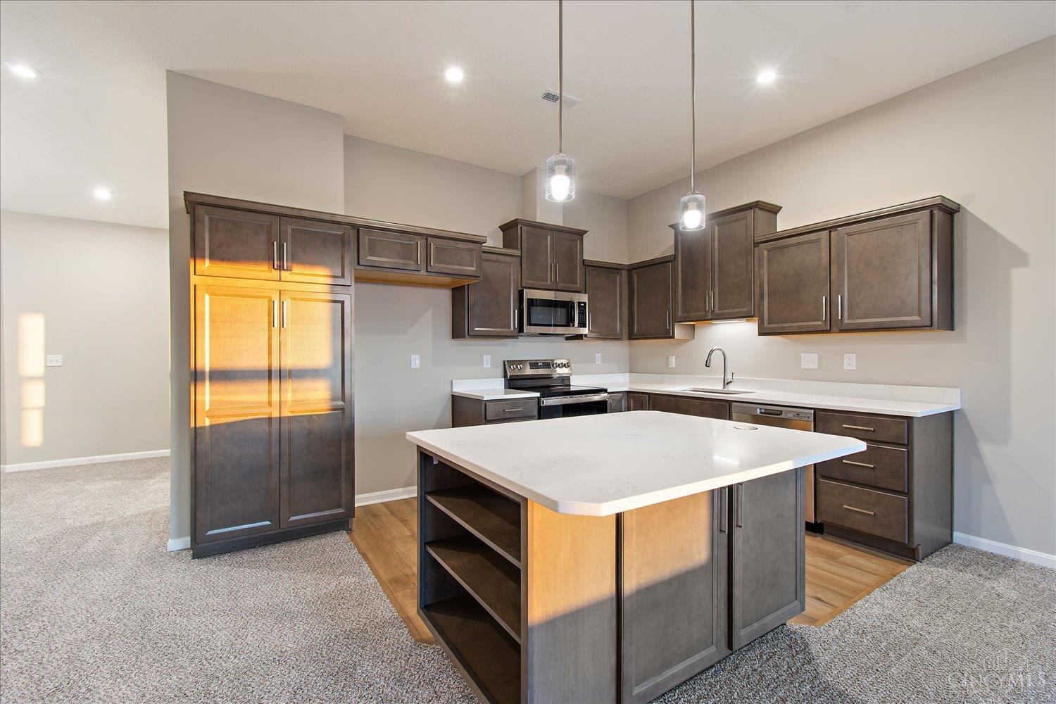 Homes for sale in Turtle Creek Twp, OH | 473 Bethpage Way #8-303, Turtle Creek Twp, OH 45036 | MLS# 1816560