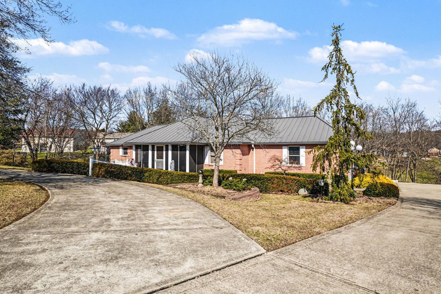 20902 Ridgecliff Court, Lawrenceburg, IN, 47025 — photo 4