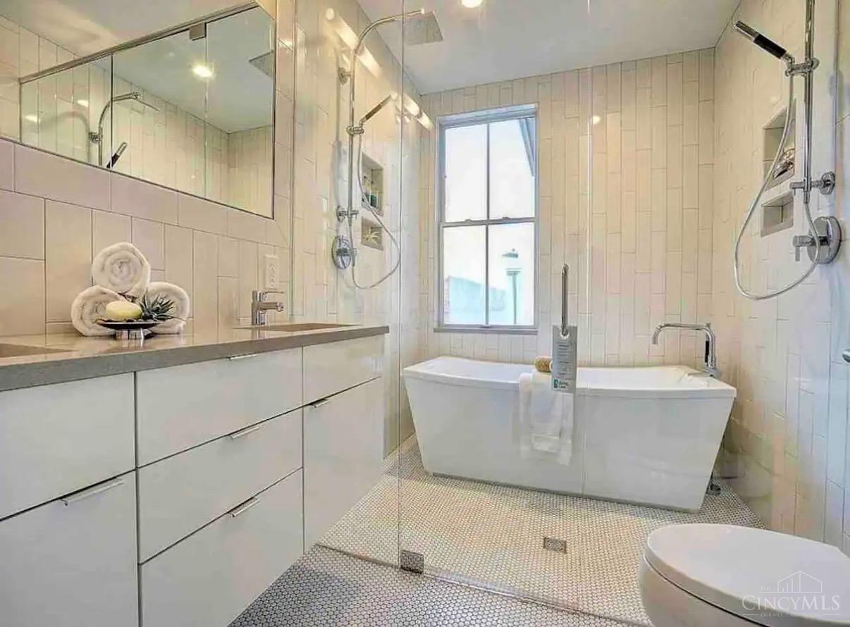 121 Green Street, Cincinnati, OH, 45202 — photo 18