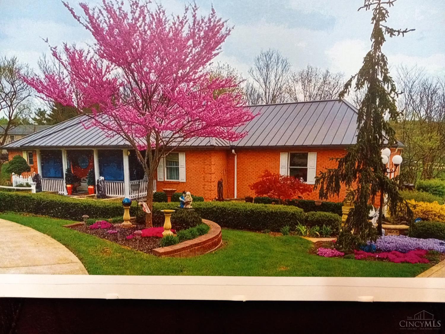20902 Ridgecliff Court, Lawrenceburg, IN, 47025
