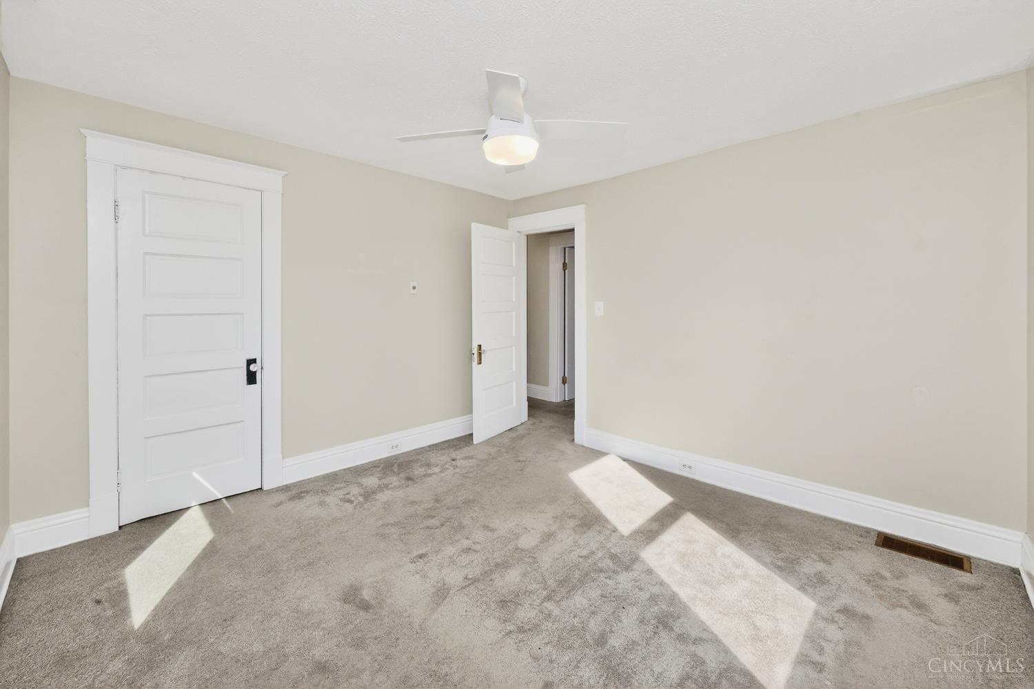 1007 Loveland Avenue, Loveland, OH, 45140 — photo 23