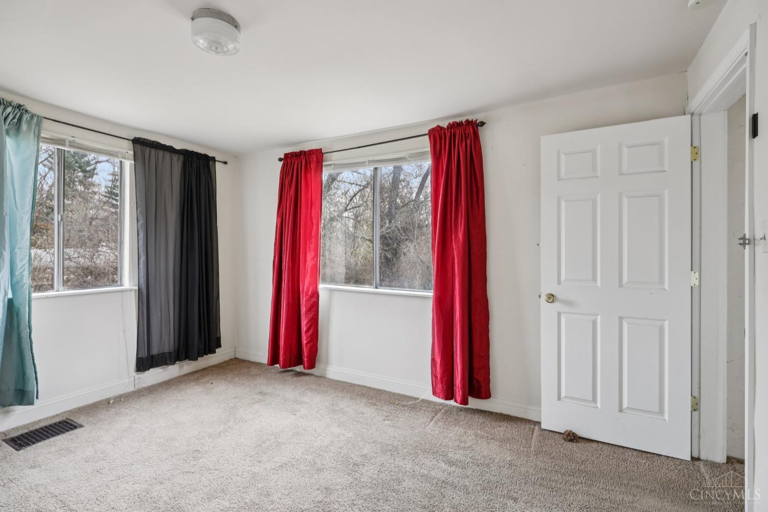 5250 Yeatman Road, Colerain Twp, OH, 45252 — photo 11
