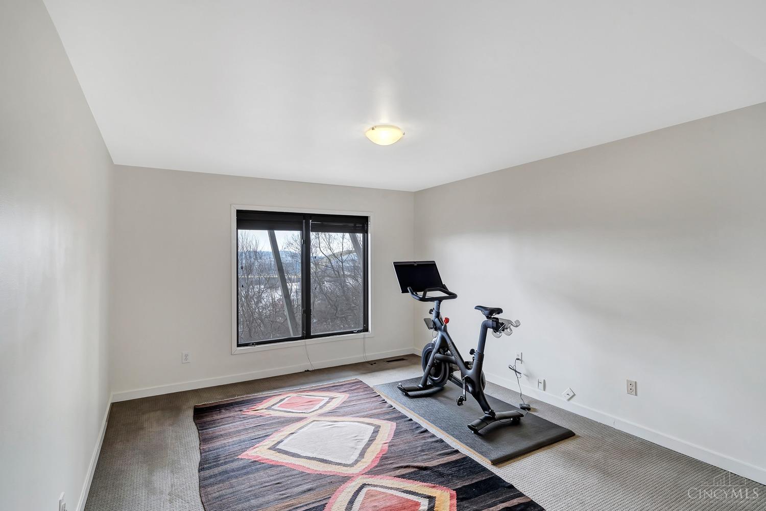 987 Hill Street, Cincinnati, OH, 45202 — photo 25
