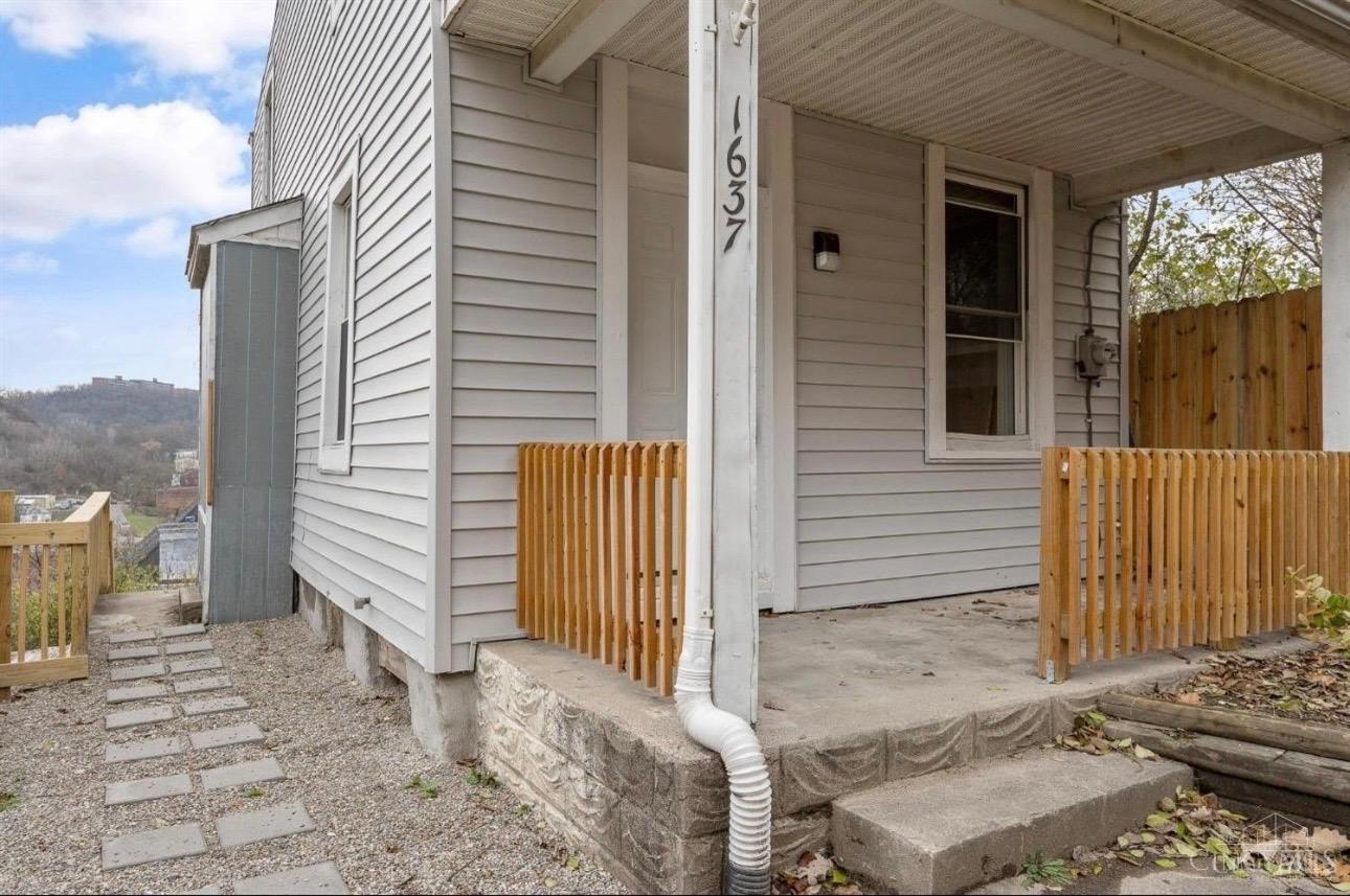 1637 Waverly Avenue, Cincinnati, OH, 45214 — photo 3