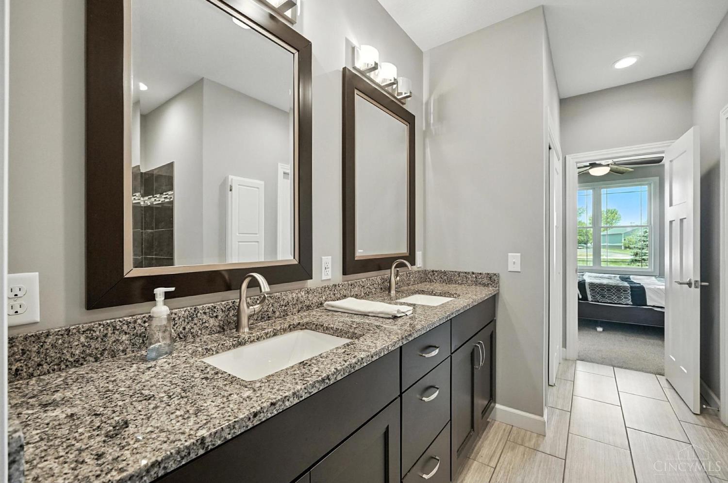 13 Beach Cove, Franklin Twp, OH, 45171 — photo 66