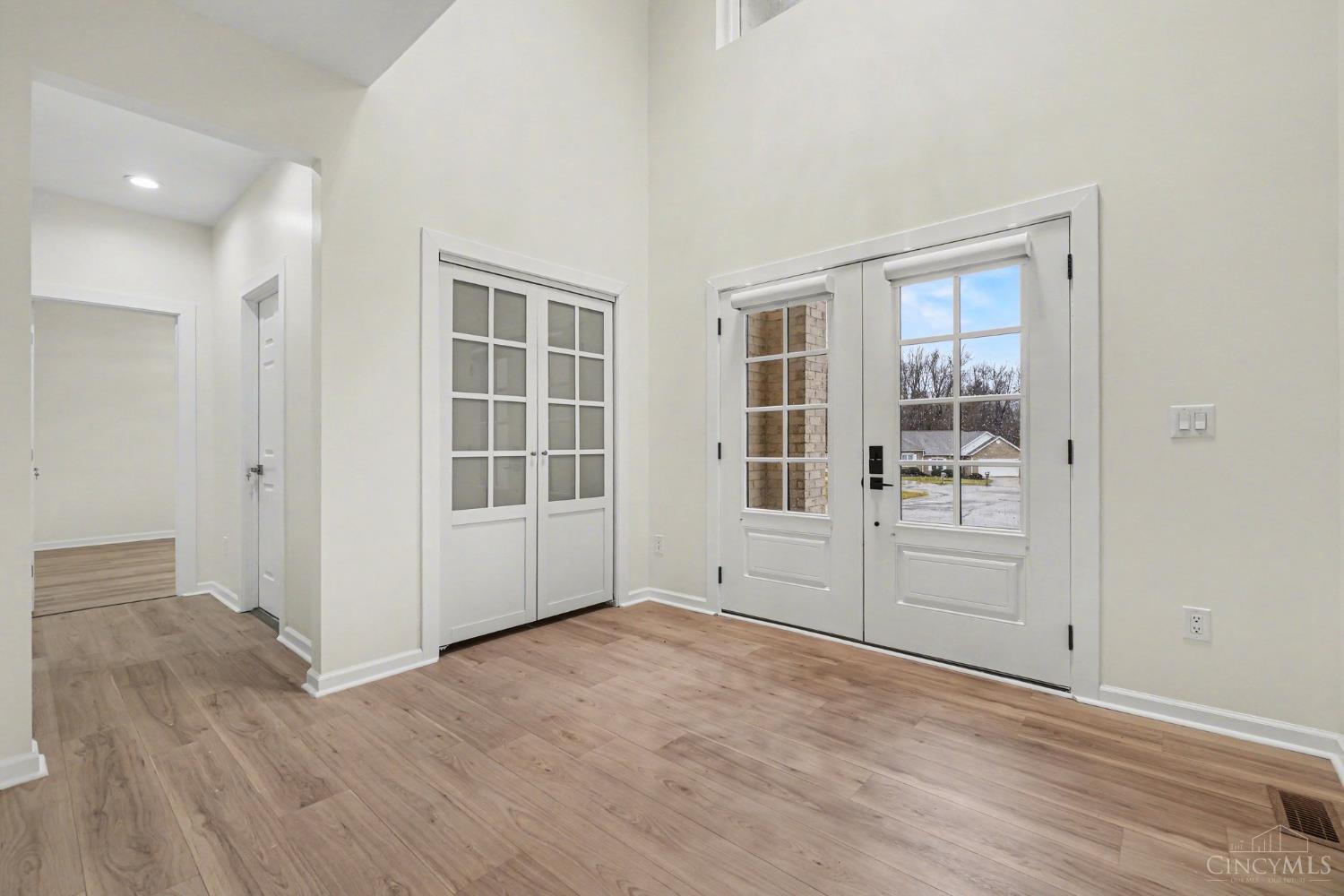 1324 Northwoods Drive, Hillsboro, OH, 45133 — photo 11