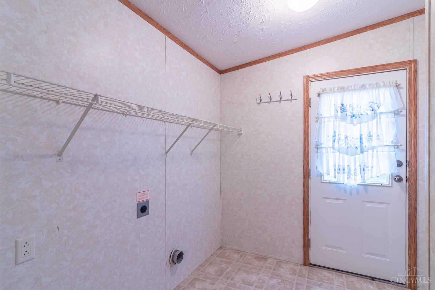 23 High Street, Mowrystown, OH, 45133 — photo 32