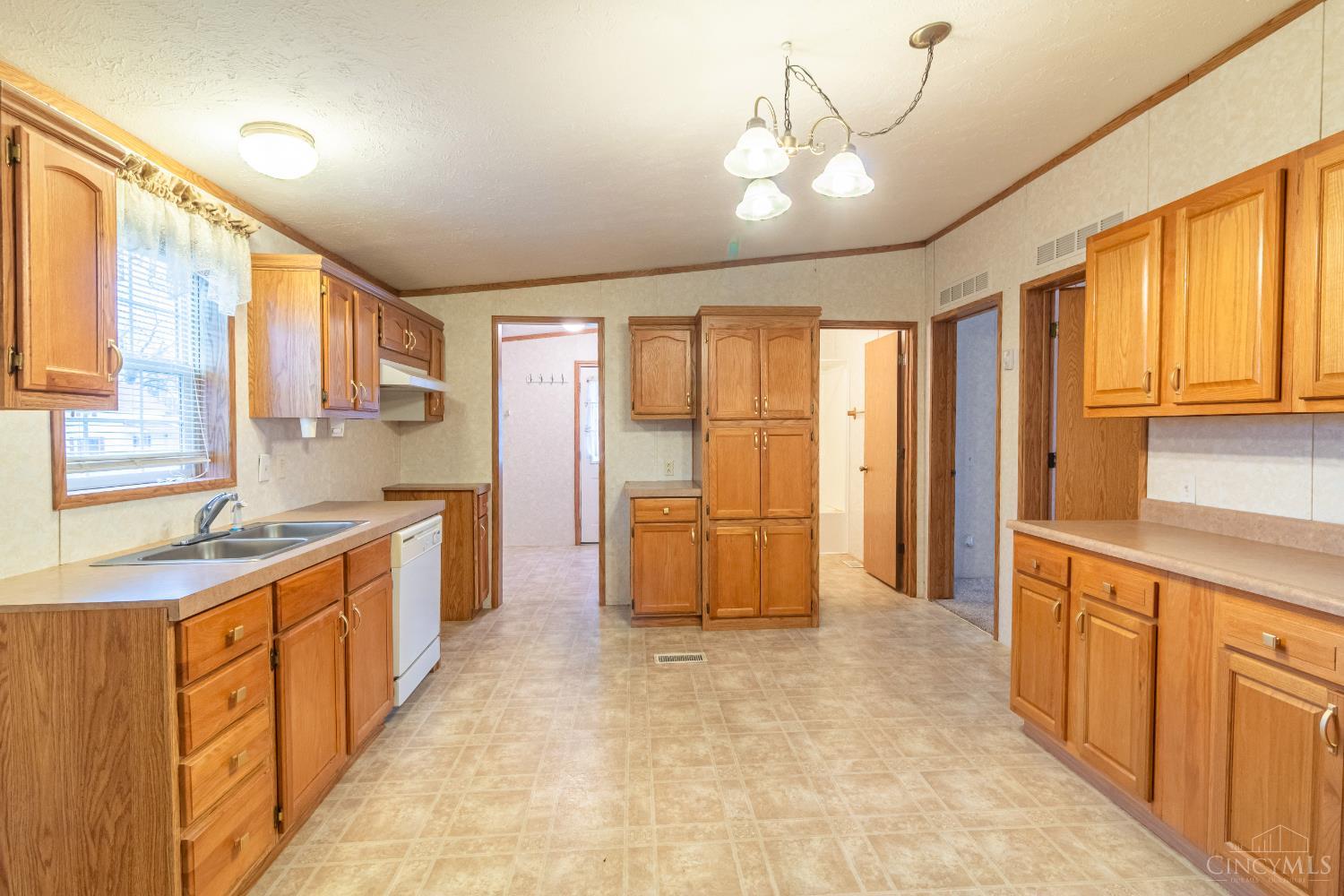 23 High Street, Mowrystown, OH, 45133 — photo 16