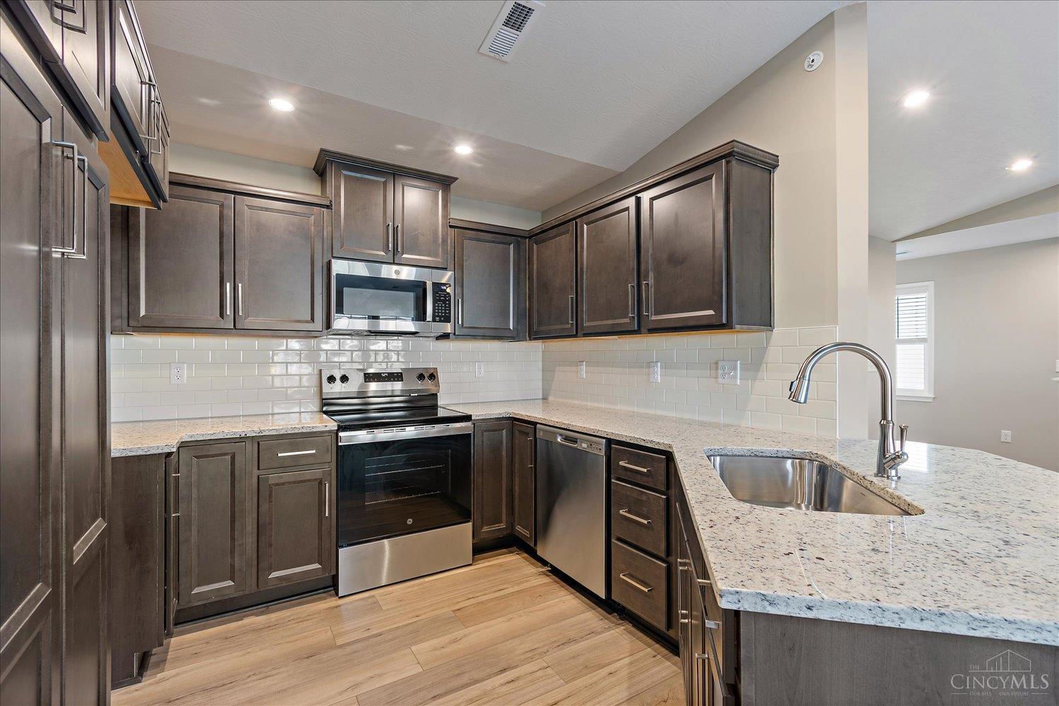 Homes for sale in Turtle Creek Twp, OH | 441 Bethpage Way #7-305, Turtle Creek Twp, OH 45036 | MLS# 1831986