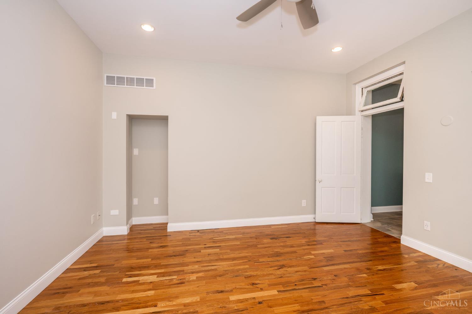 2656 Bellevue Avenue, Cincinnati, OH, 45219 — photo 42