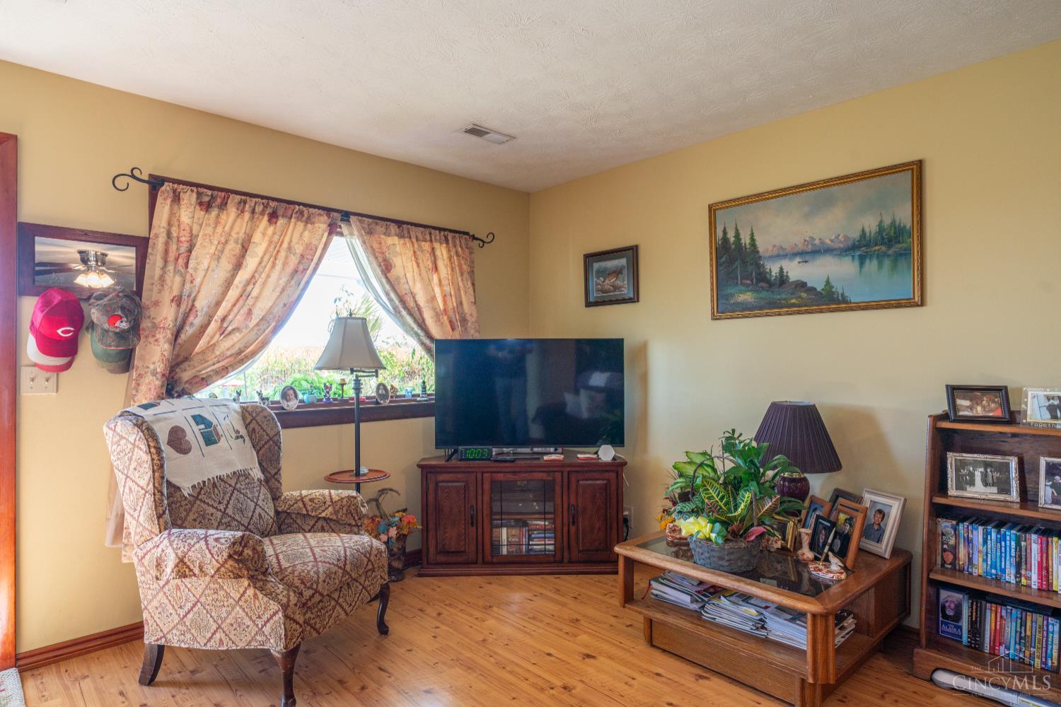 Homes for sale in Silvercreek Twp, OH | 1599 Garringer Rd, Silvercreek Twp, OH 45335 | MLS# 1870842