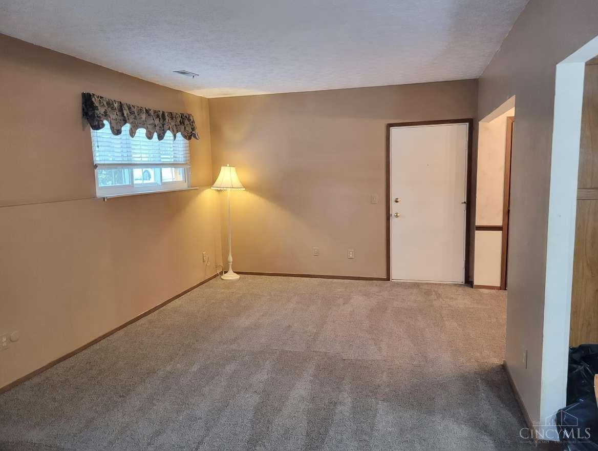 Homes for sale in Dayton, OH | 8803 Washington Colony Dr, Dayton, OH 45458 | MLS# 1870908