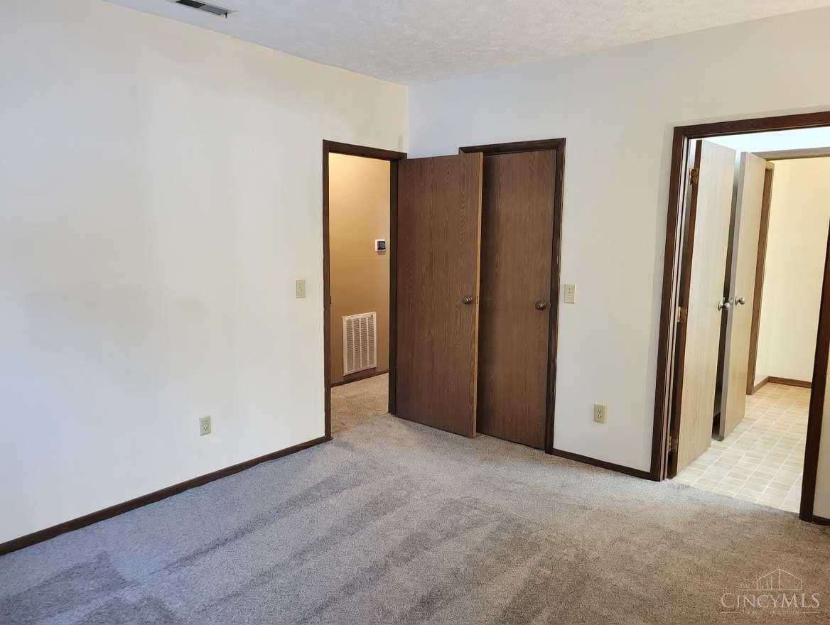 Homes for sale in Dayton, OH | 8803 Washington Colony Dr, Dayton, OH 45458 | MLS# 1870908