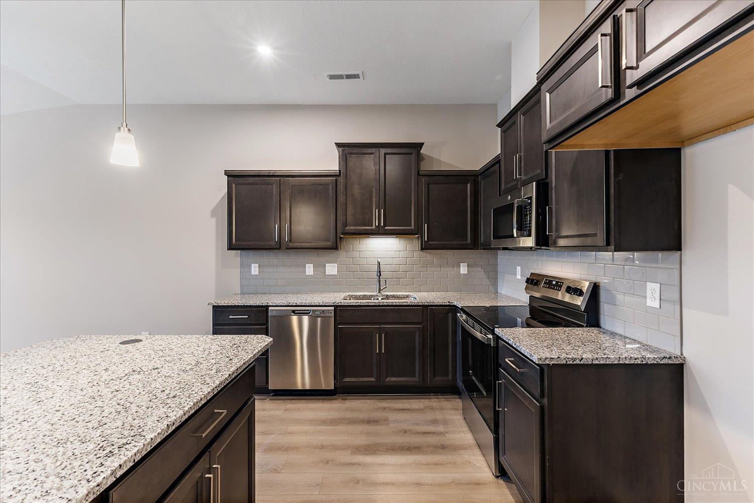 Homes for sale in Union Twp, OH | 541 Tradition Rdg #81302, Union Twp, OH 45245 | MLS# 1842050