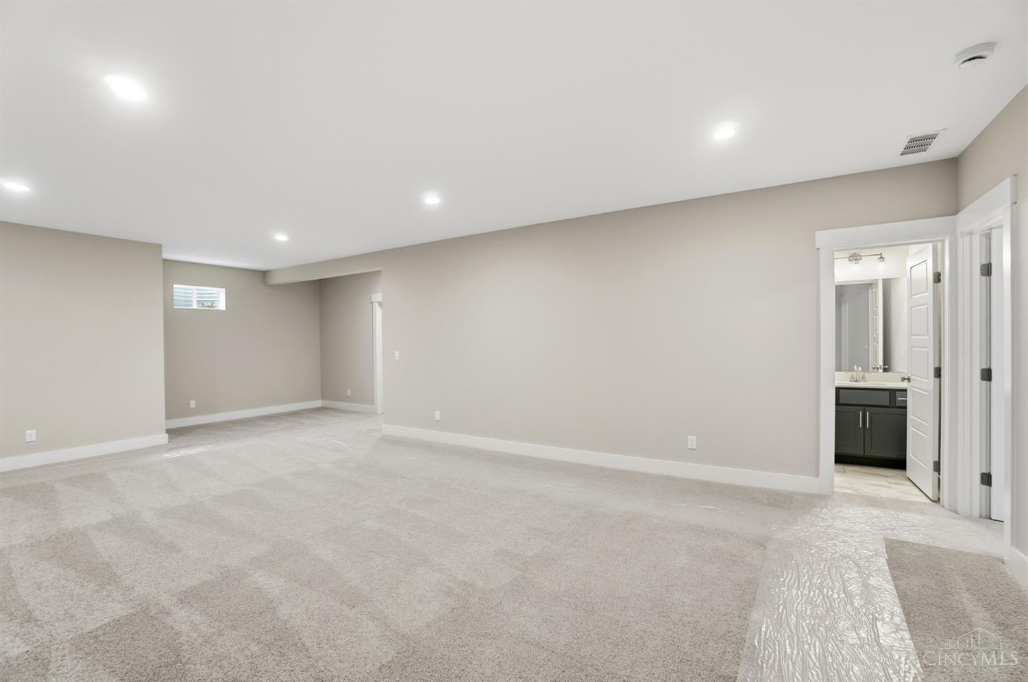 5870 Shetland Court, Liberty Twp, OH, 45011 — photo 46