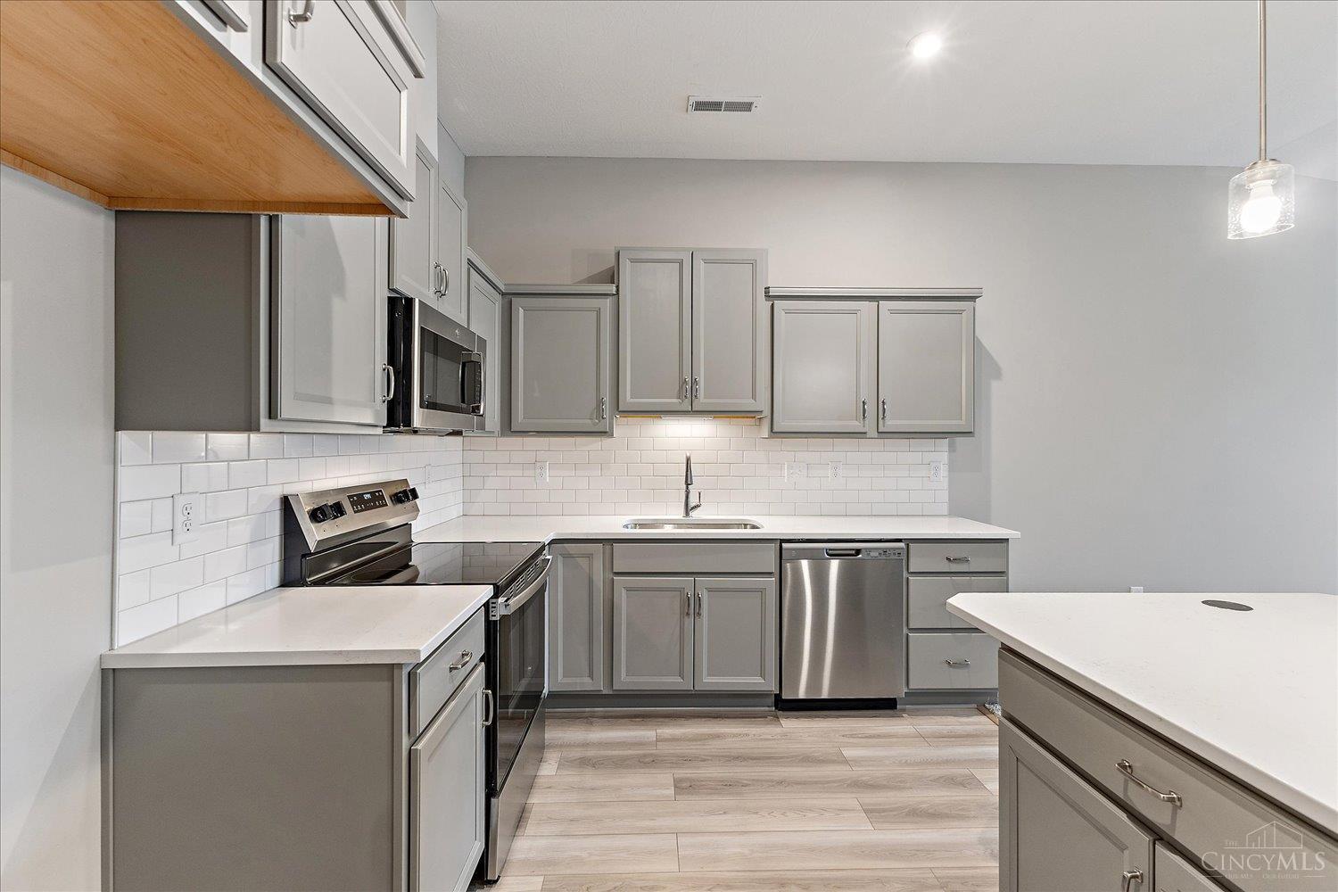 Homes for sale in Union Twp, OH | 531 Tradition Rdg #81303, Union Twp, OH 45245 | MLS# 1842022