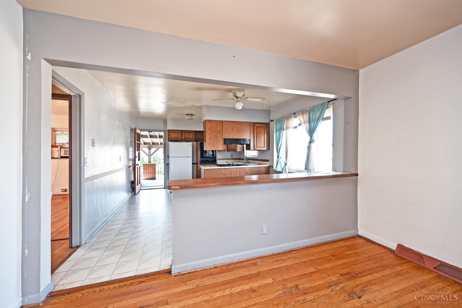 950 Jefferson Avenue, Reading, OH, 45215 — photo 37