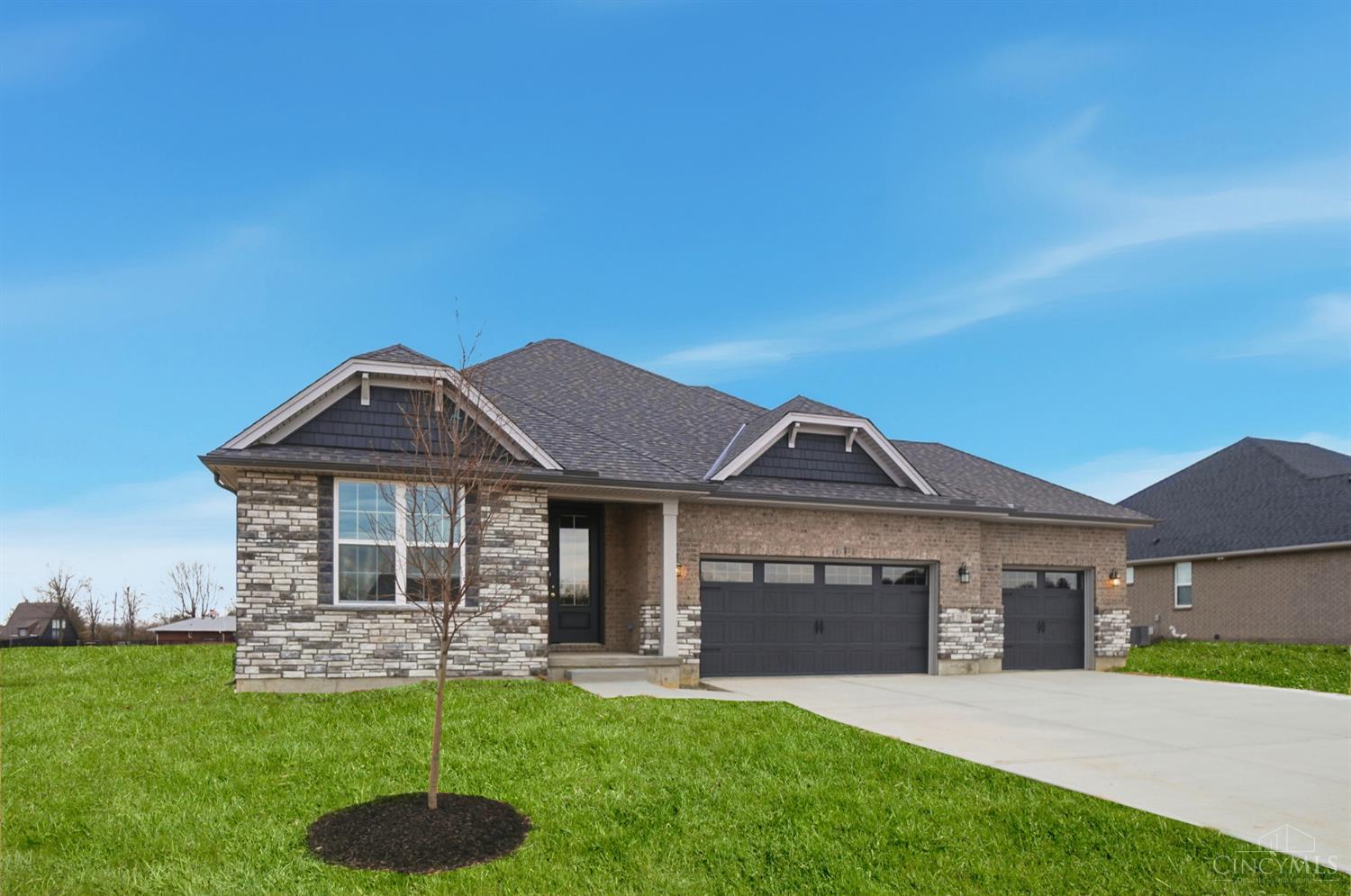 5870 Shetland Court, Liberty Twp, OH, 45011 — photo 2