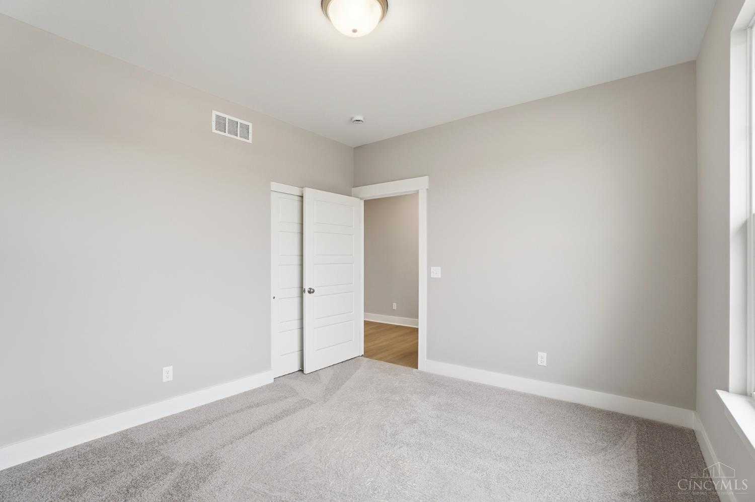 5870 Shetland Court, Liberty Twp, OH, 45011 — photo 32