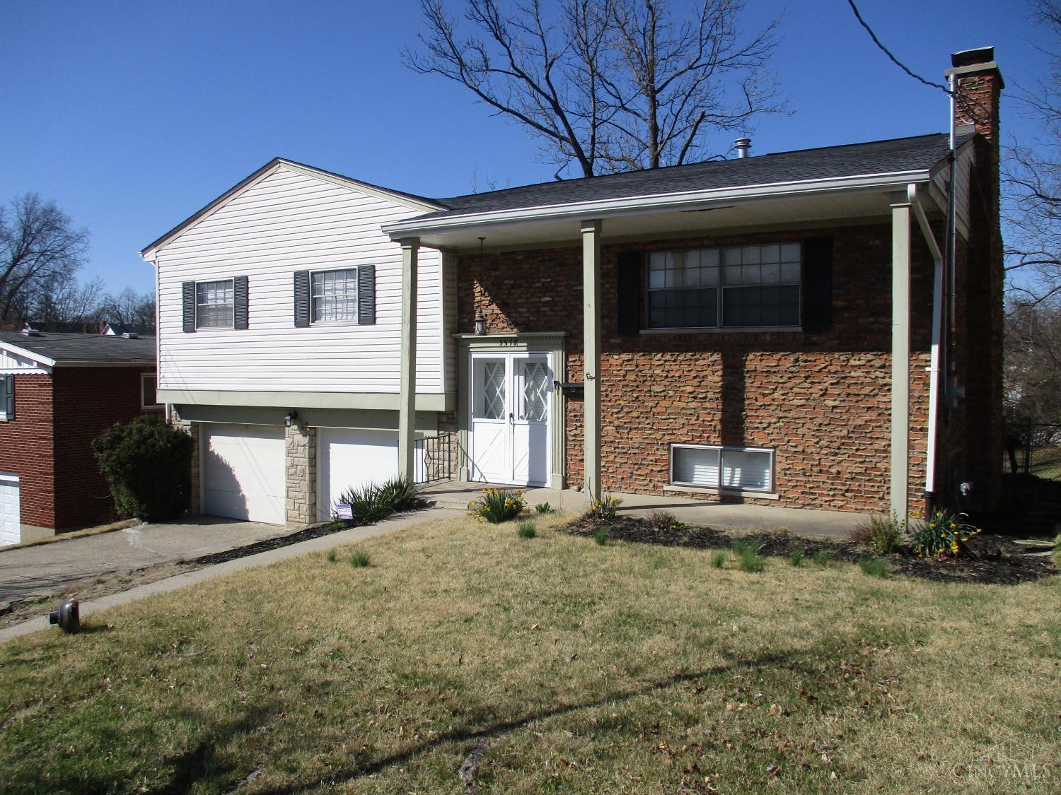 3578 Fieldcrest Drive, Cincinnati, OH, 45211 — photo 3