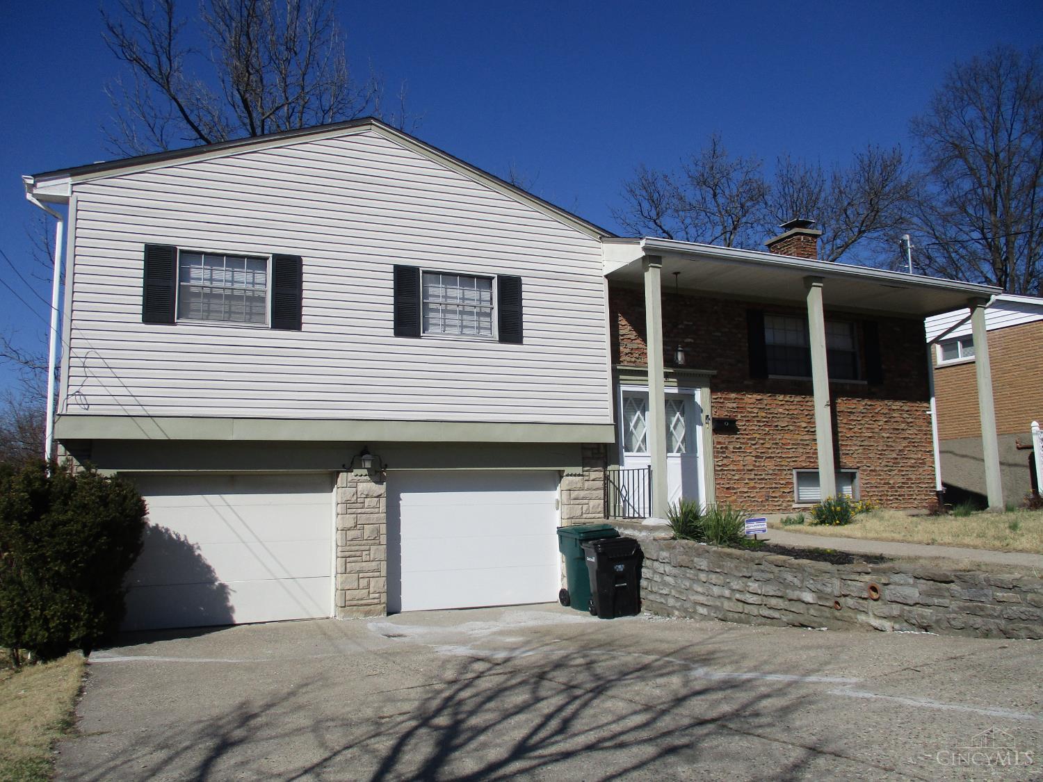 3578 Fieldcrest Drive, Cincinnati, OH, 45211 — photo 2