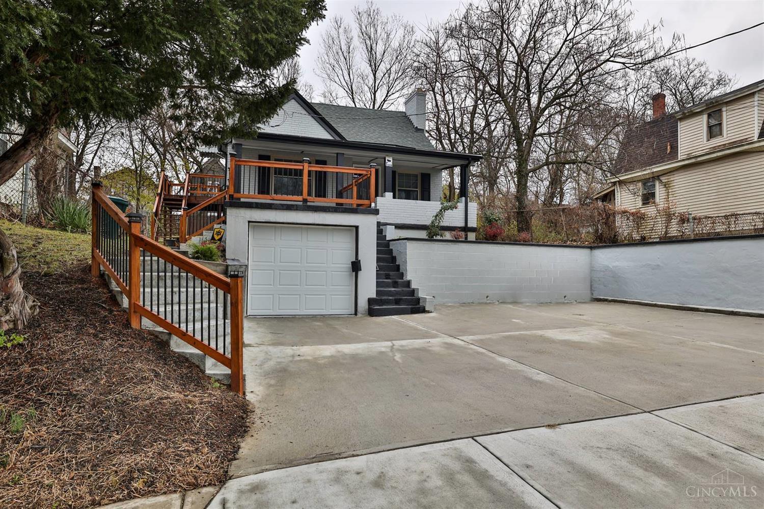 3612 Idlewild Avenue, Cincinnati, OH, 45207 — photo 2
