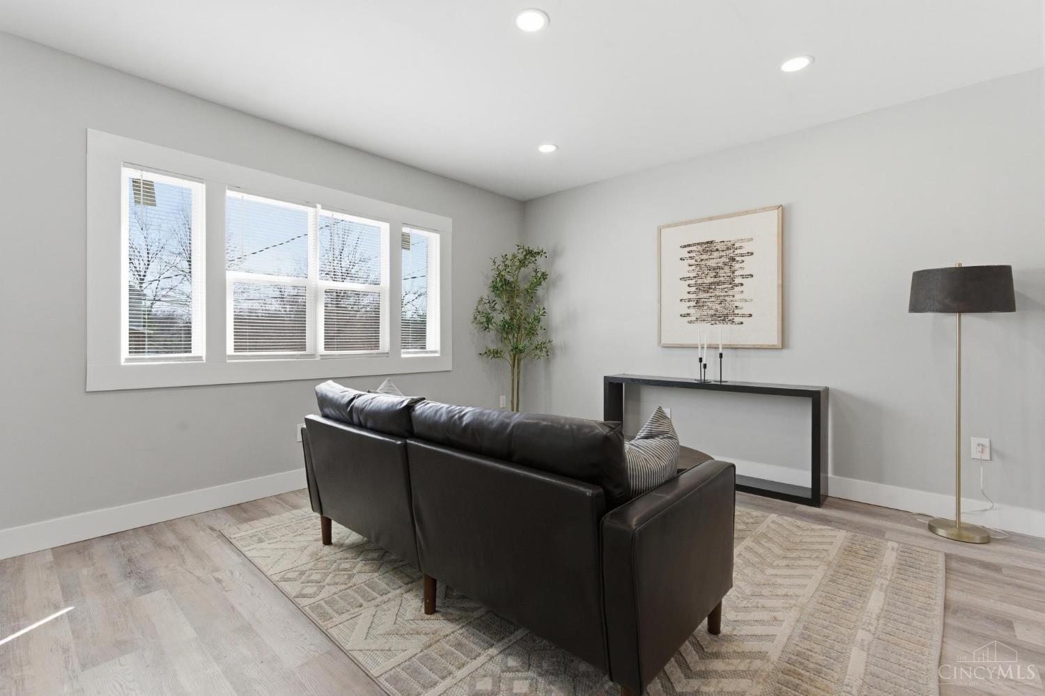 6207 Coleridge Avenue, Cincinnati, OH, 45213 — photo 9
