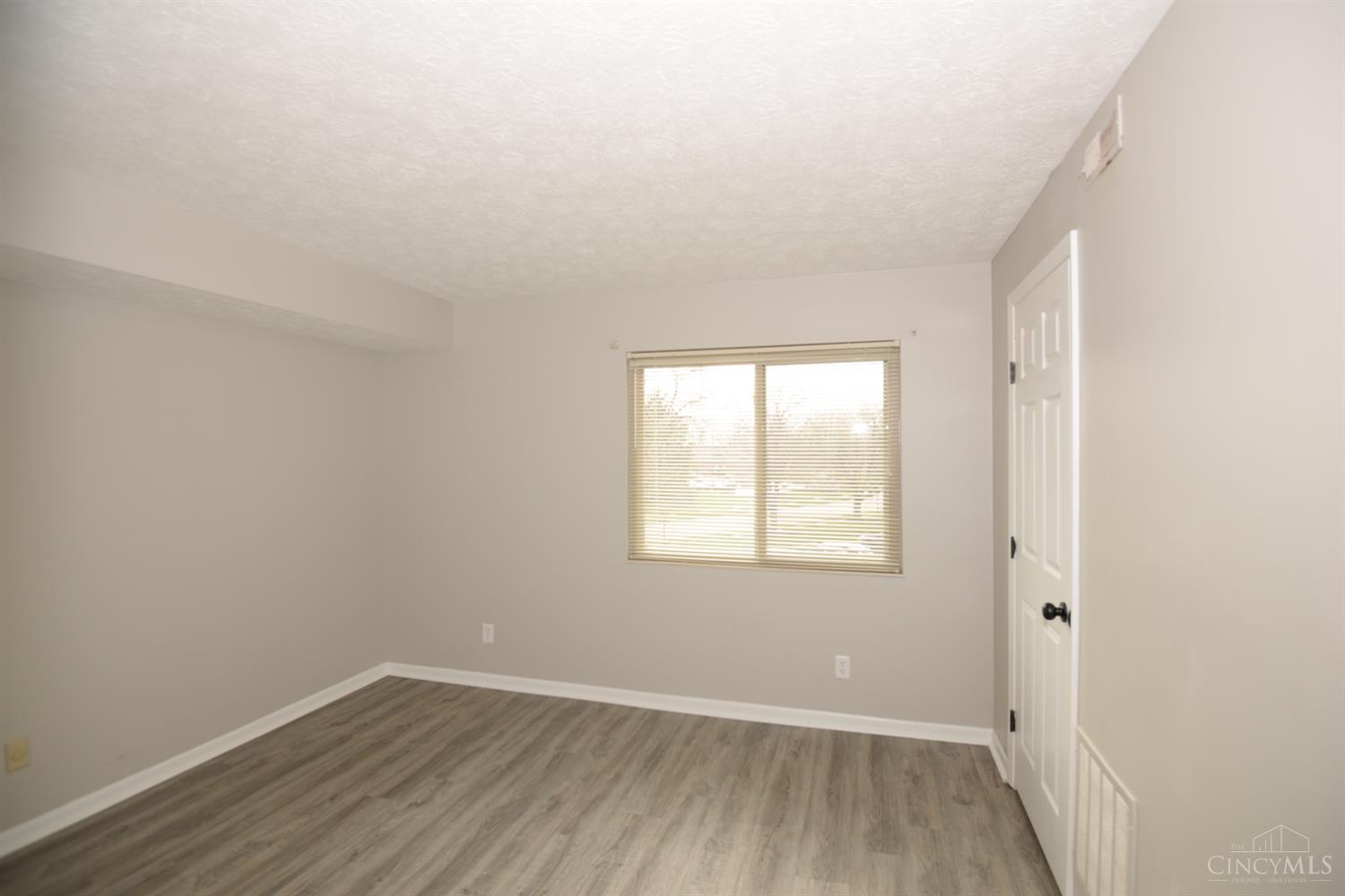 5985 Meadow Creek Drive #9, Milford, OH, 45150 — photo 34