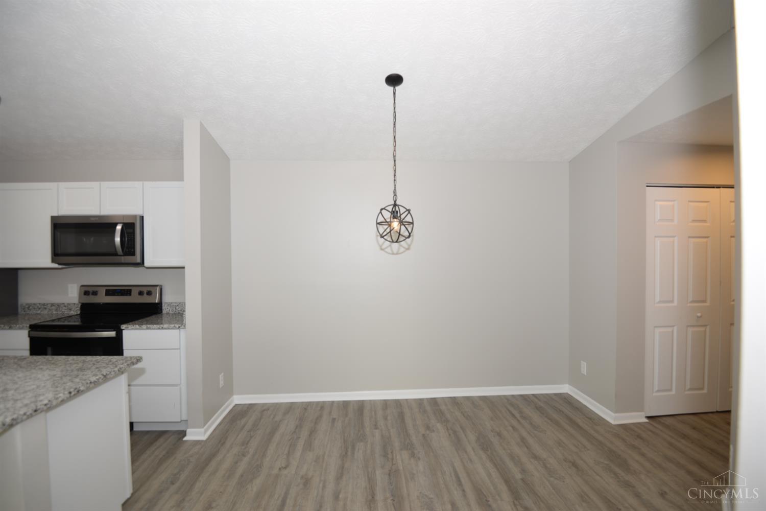 5985 Meadow Creek Drive #9, Milford, OH, 45150 — photo 31