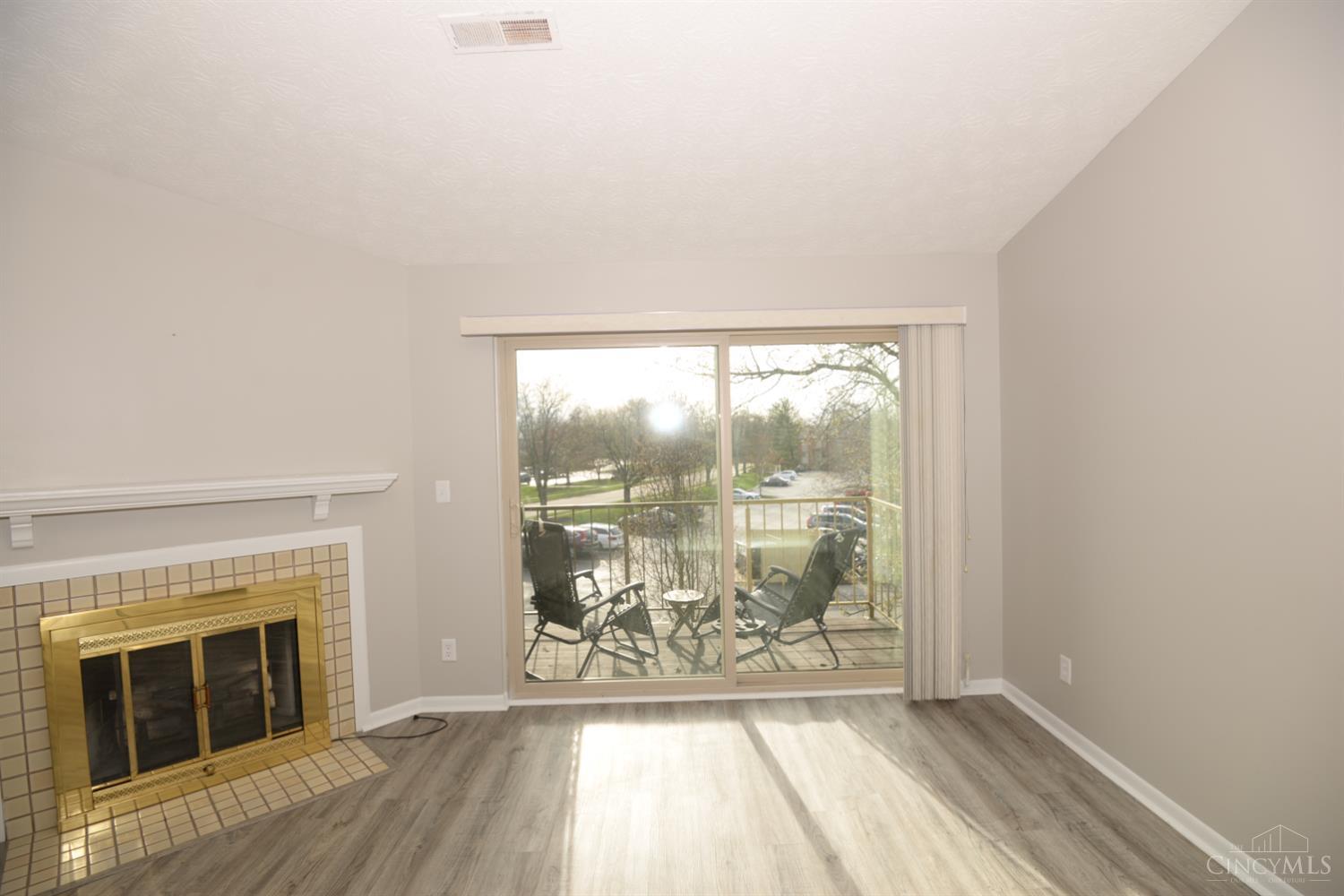 5985 Meadow Creek Drive #9, Milford, OH, 45150 — photo 38