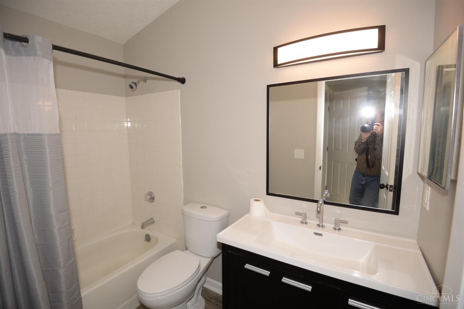 5985 Meadow Creek Drive #9, Milford, OH, 45150 — photo 33