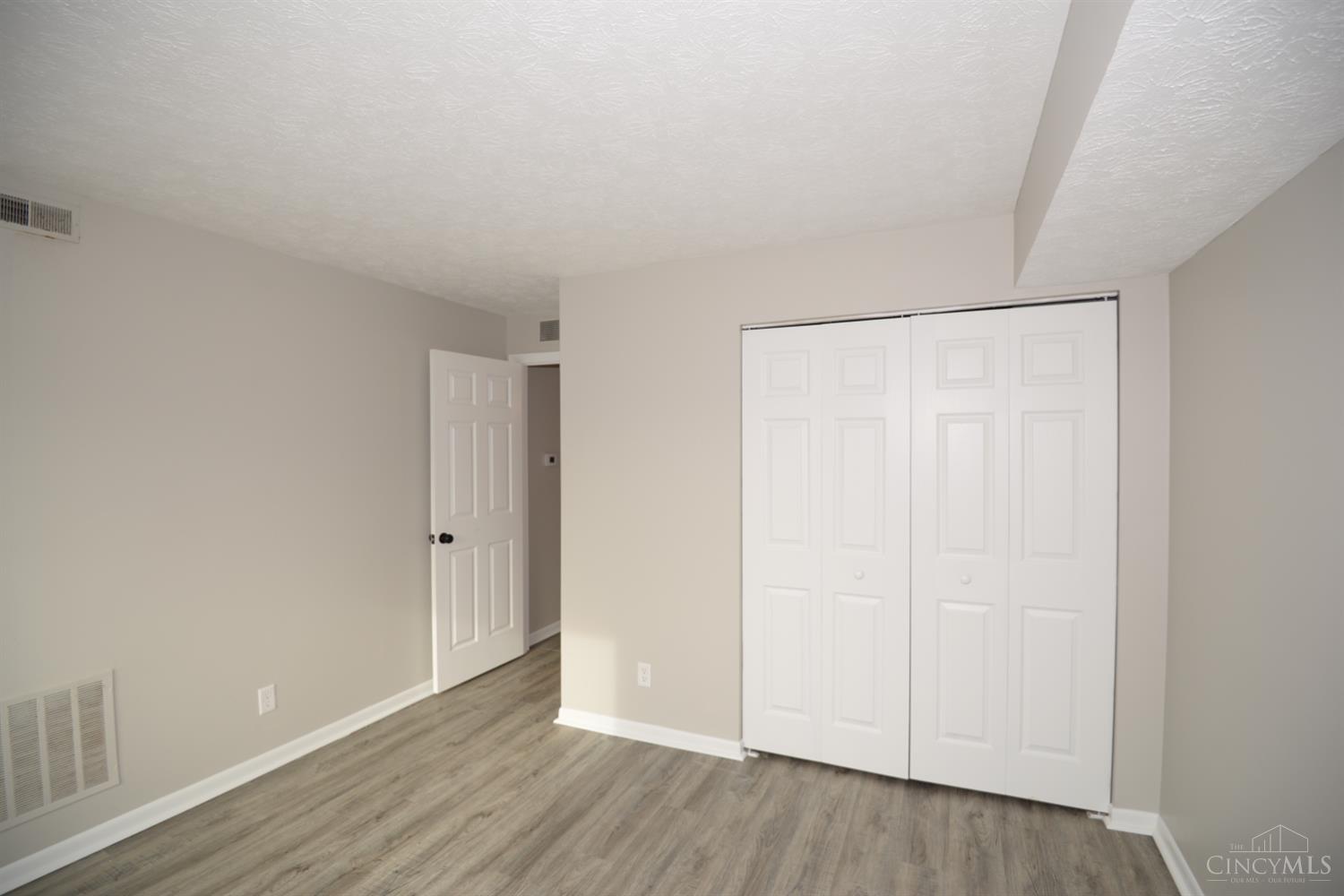 5985 Meadow Creek Drive #9, Milford, OH, 45150 — photo 35