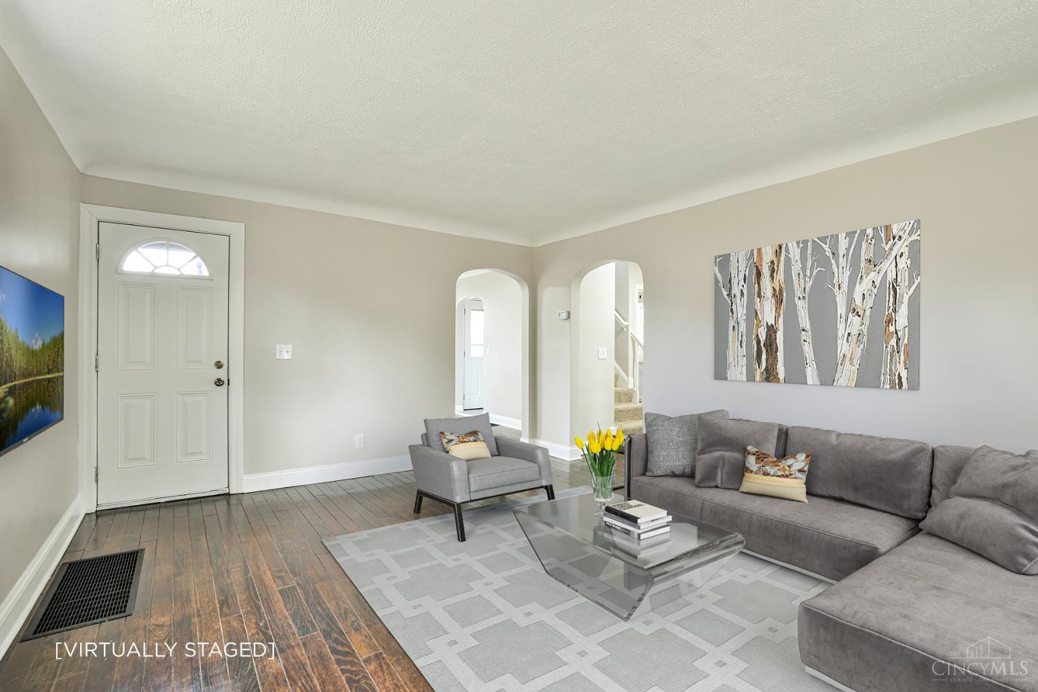 Homes for sale in Golf Manor, OH | 6402 Mayflower Ave, Golf Manor, OH 45237 | MLS# 1871623