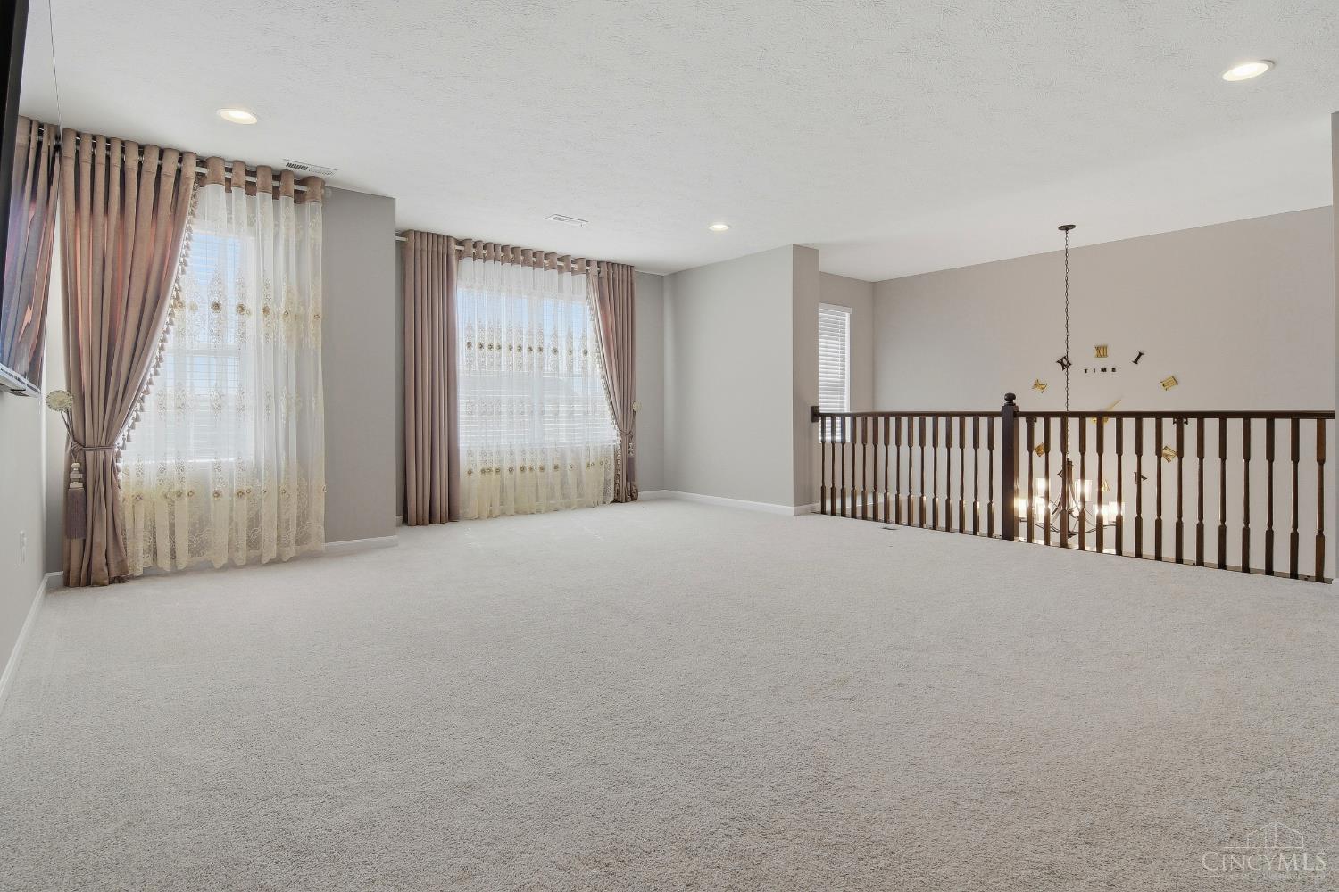 8156 Moonstone Drive, West Chester, OH, 45241 — photo 24