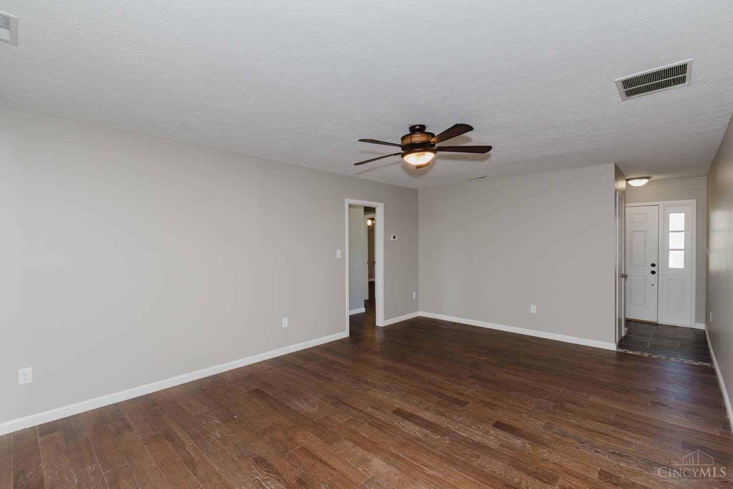 777 Lakengren Drive, Eaton, OH, 45320 — photo 7