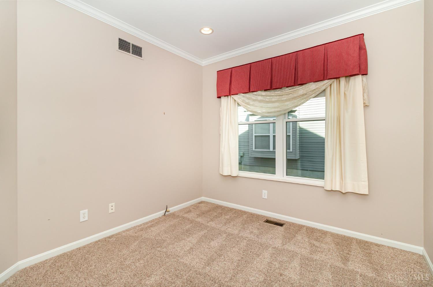 8018 Jeannes Creek Lane