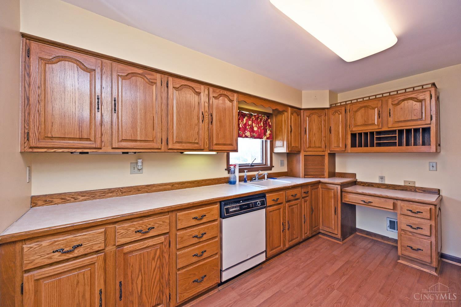 7853 Batavia Road, Newtown, OH, 45244 — photo 23