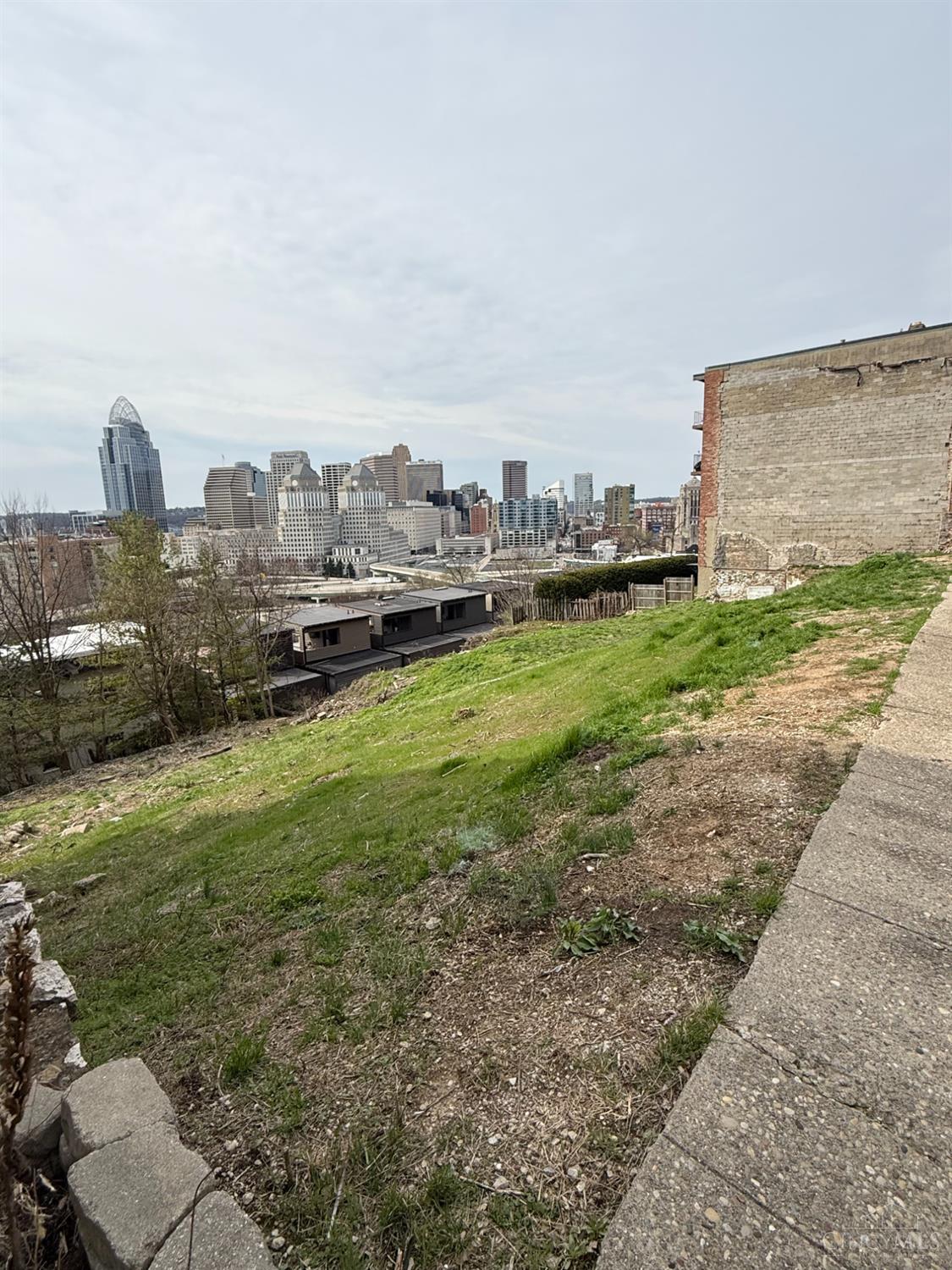 387 Oregon Street, Cincinnati, OH, 45202 — photo 7