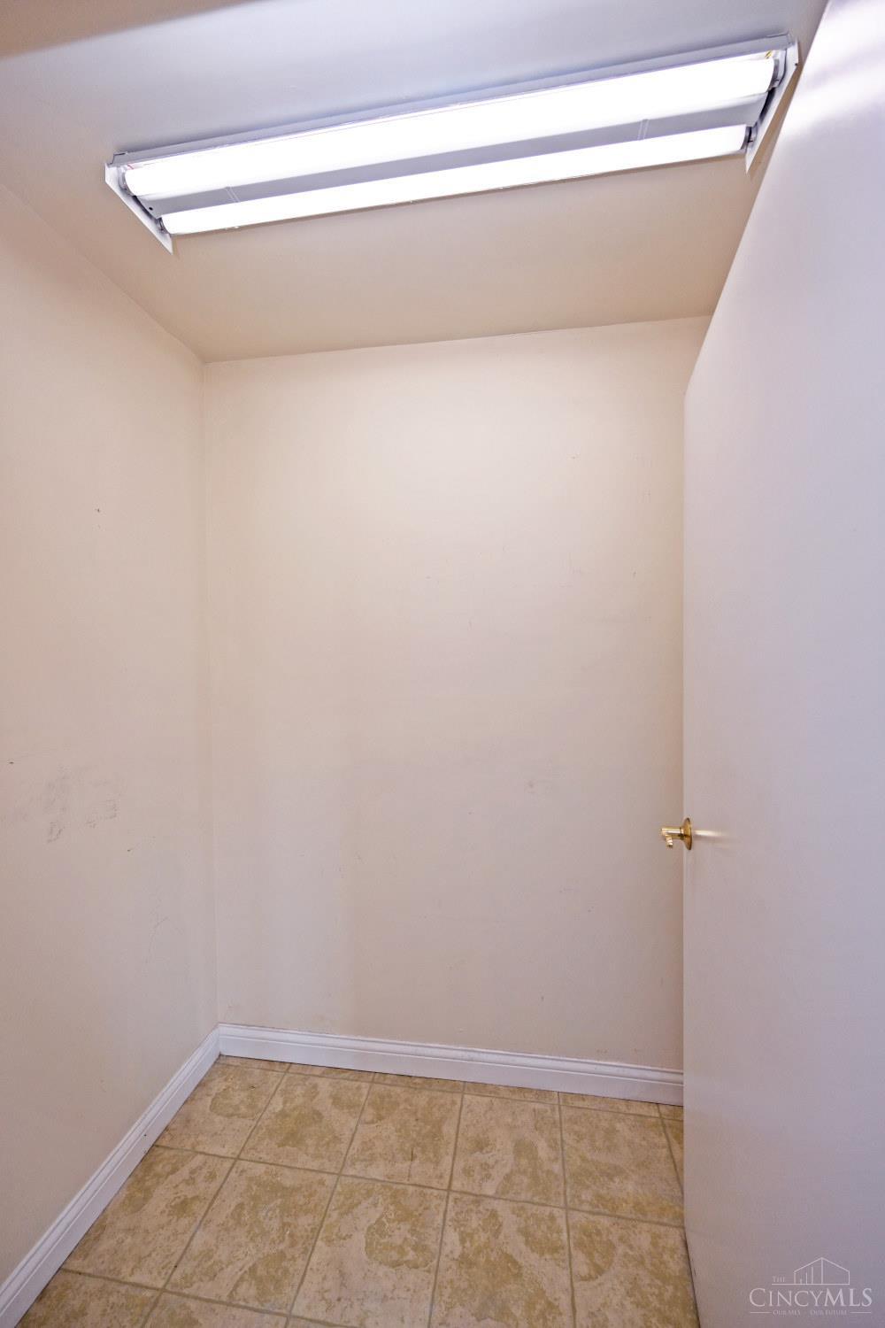 7853 Batavia Road, Newtown, OH, 45244 — photo 36