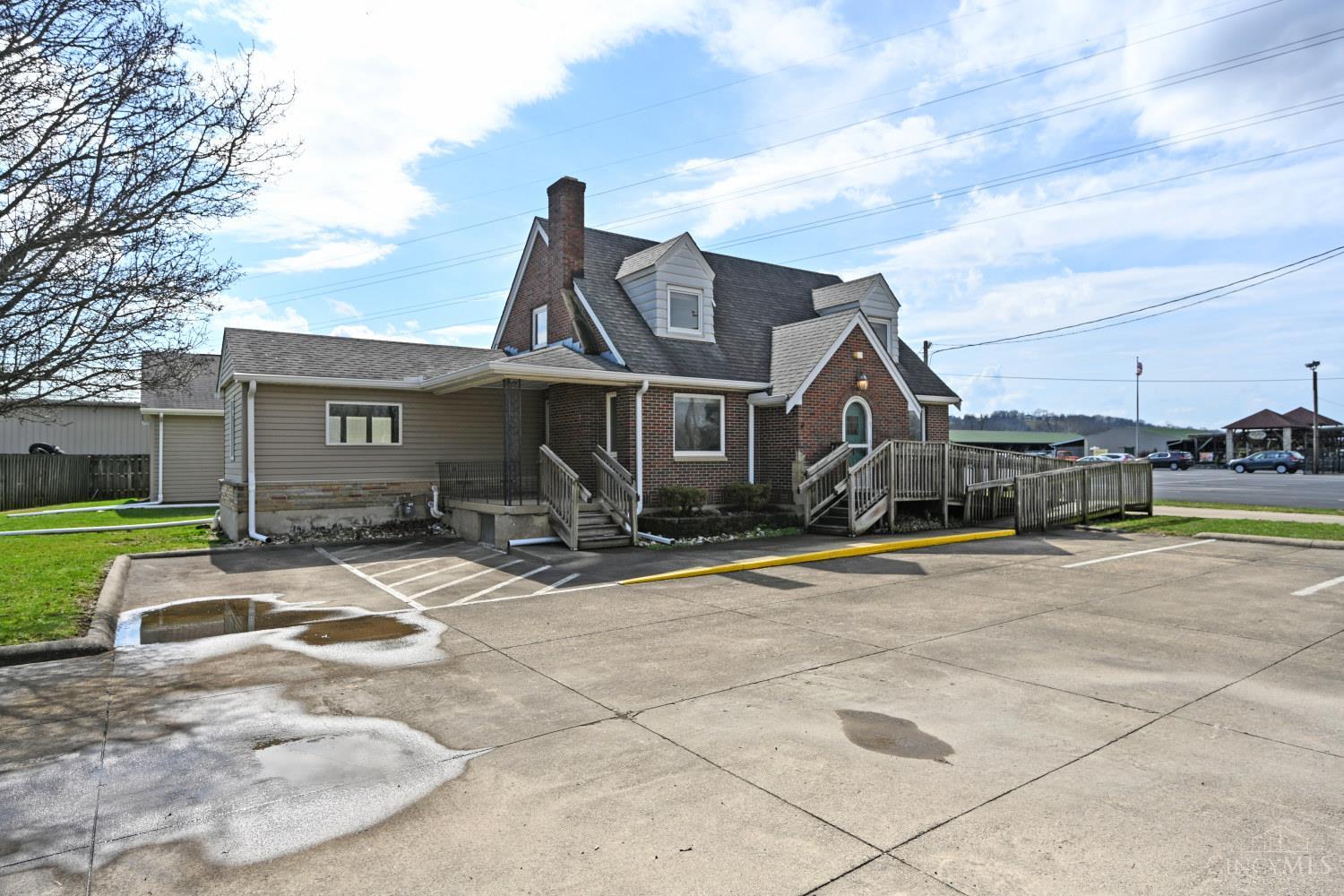 7853 Batavia Road, Newtown, OH, 45244 — photo 5