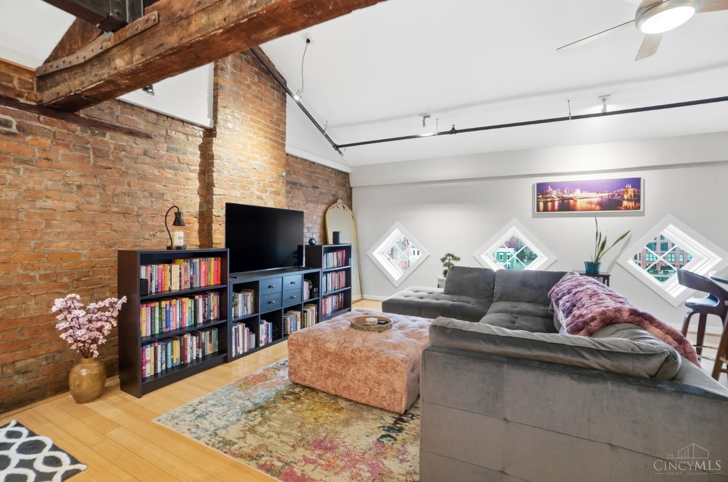 1202 Main Street #16, Cincinnati, OH, 45202 — photo 9