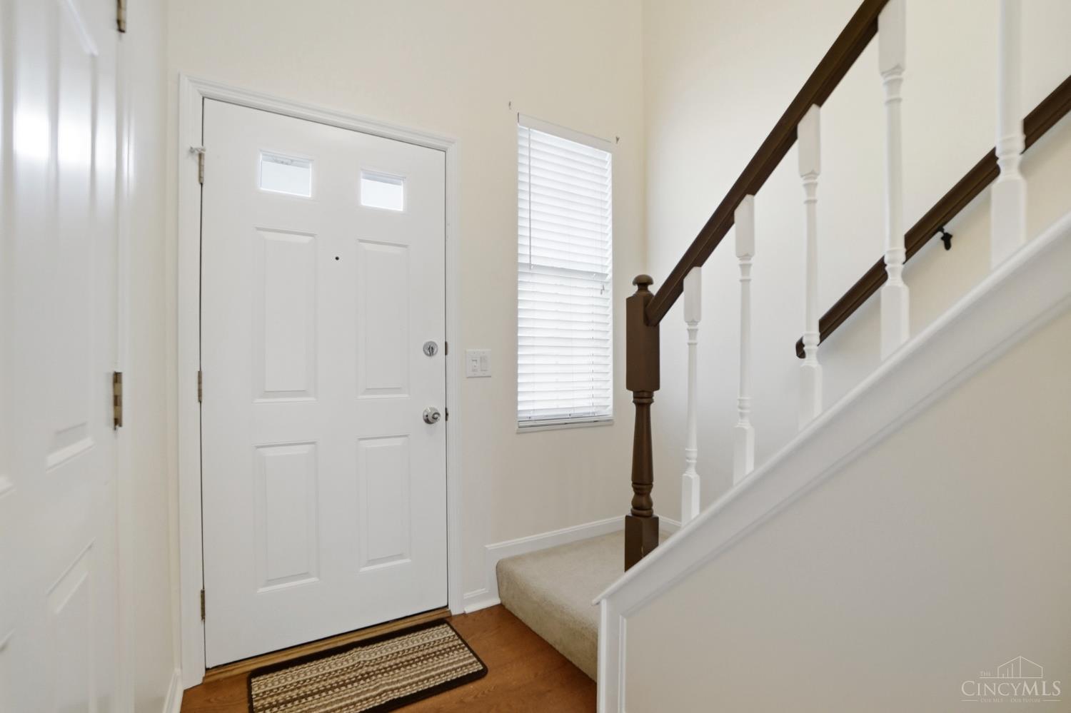 6872 Sandharbor Court, Hamilton Twp, OH, 45039 — photo 5