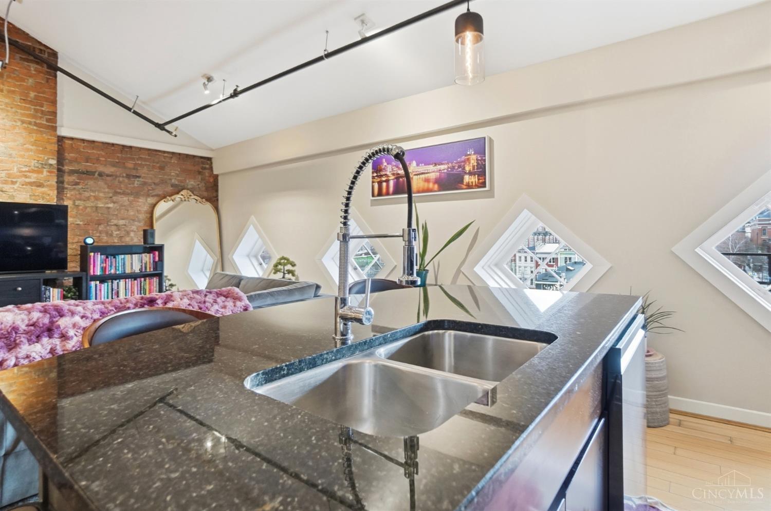 1202 Main Street #16, Cincinnati, OH, 45202 — photo 21