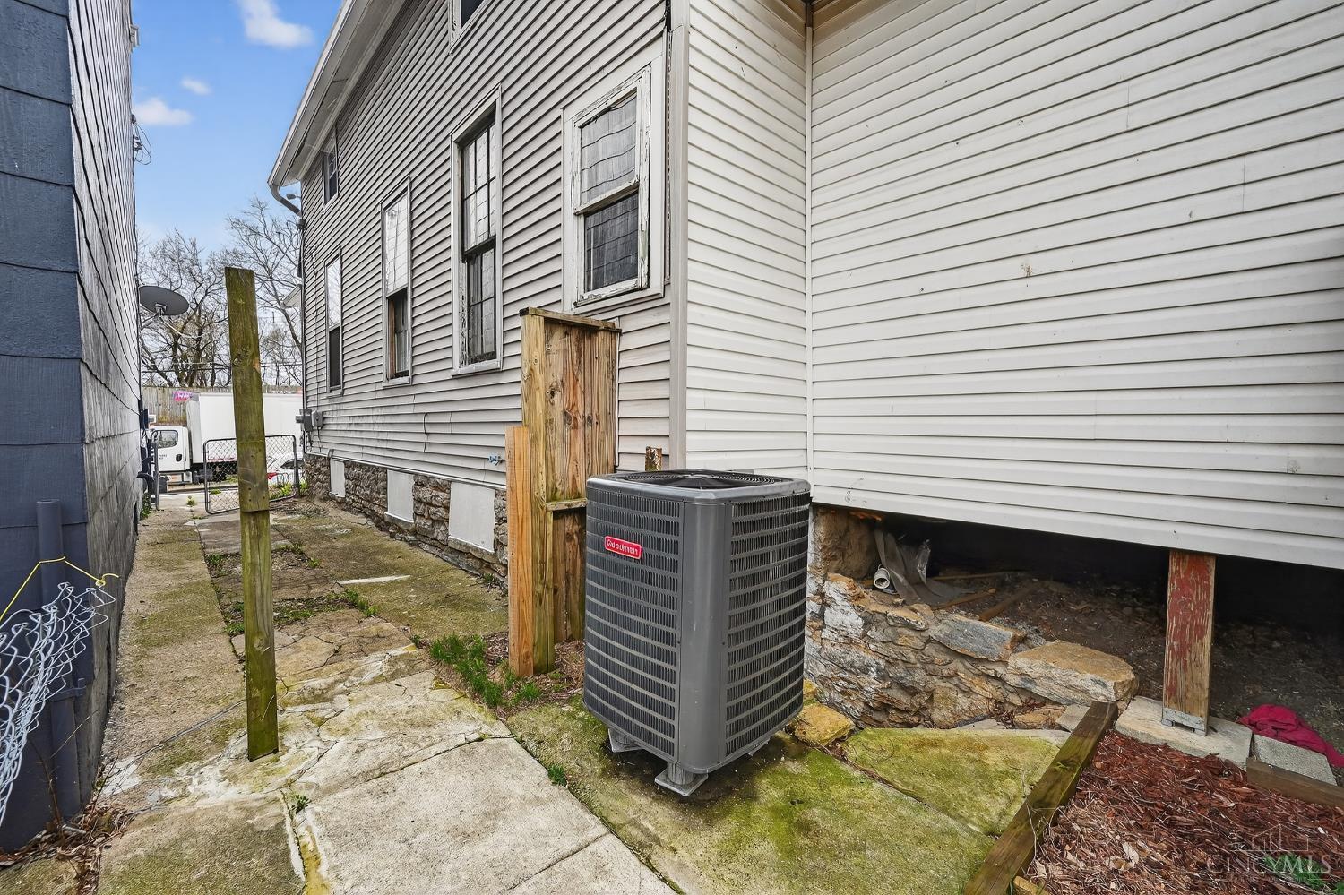 1854 Knox Street, Cincinnati, OH, 45214 — photo 24
