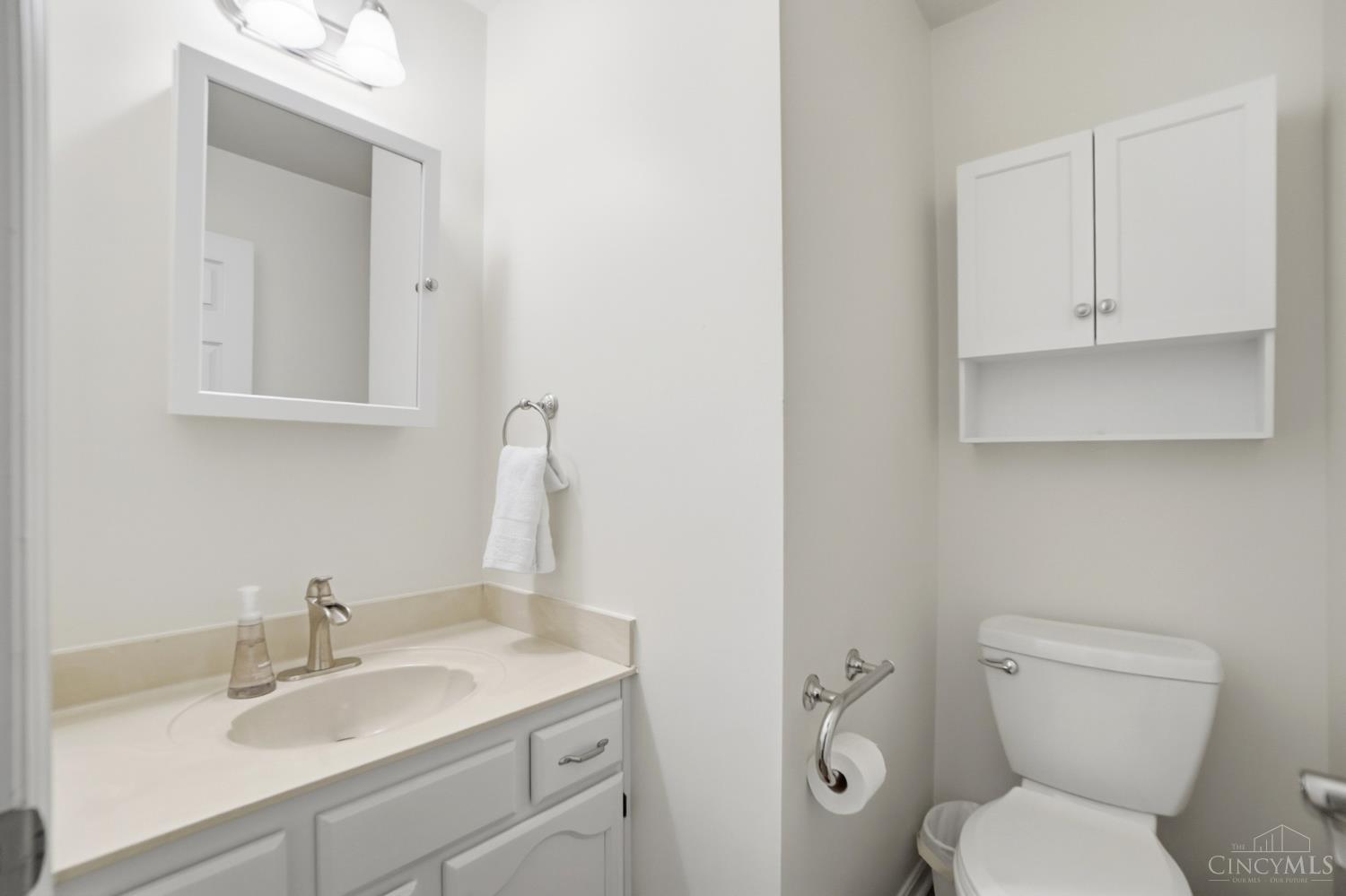 6872 Sandharbor Court, Hamilton Twp, OH, 45039 — photo 14