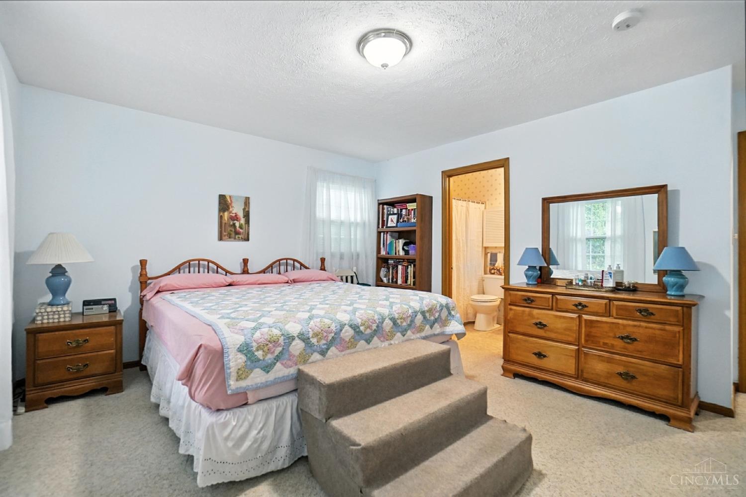 8253 Lake Ridge Drive, West Chester, OH, 45069 — photo 12