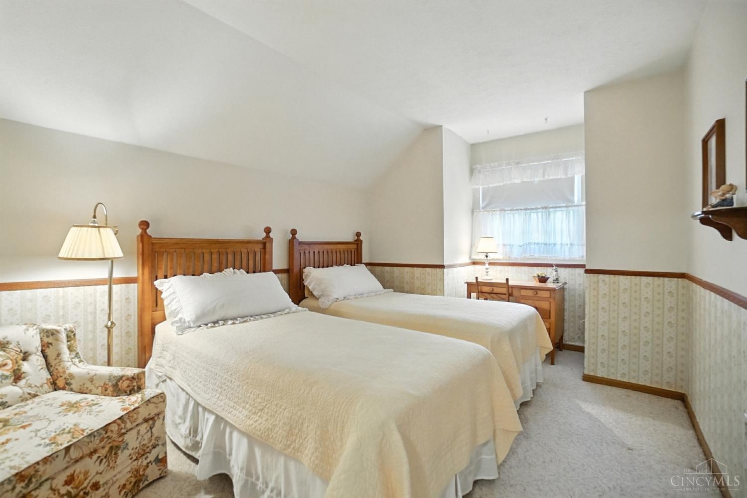 8253 Lake Ridge Drive, West Chester, OH, 45069 — photo 26