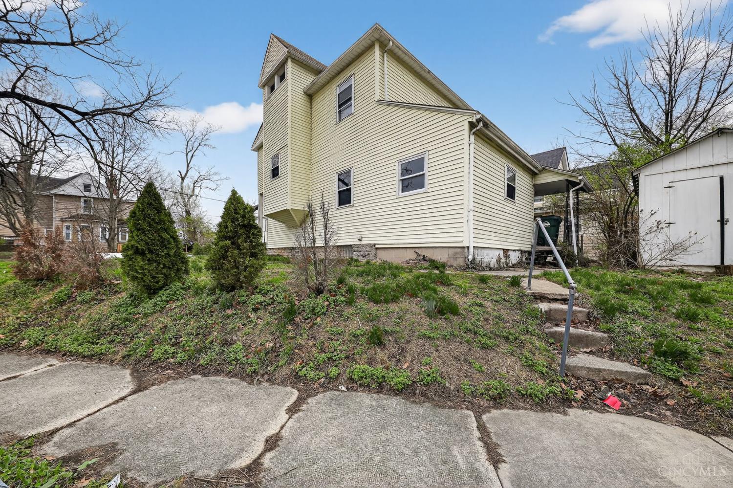 Homes for sale in Norwood, OH | 4730 Woodlawn Ave, Norwood, OH 45212 | MLS# 1872132